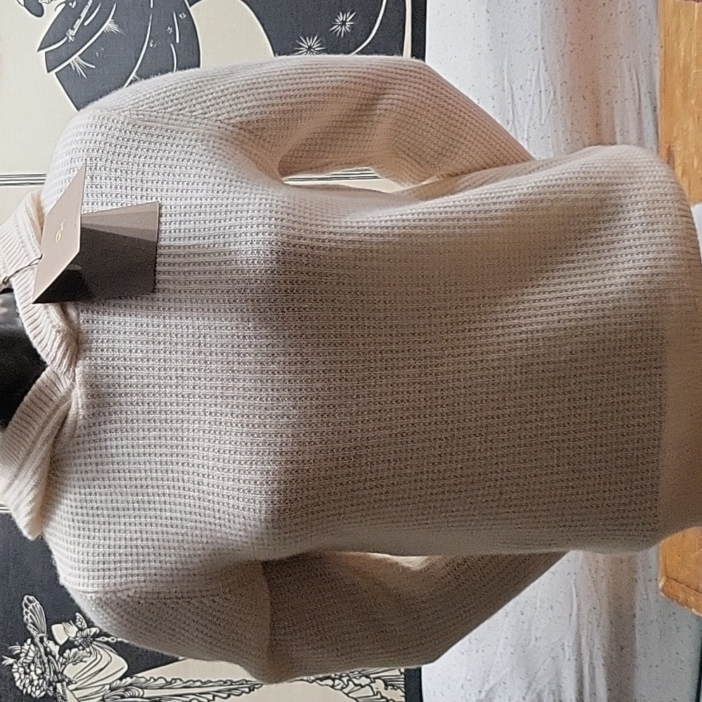 Cashmere cardigan